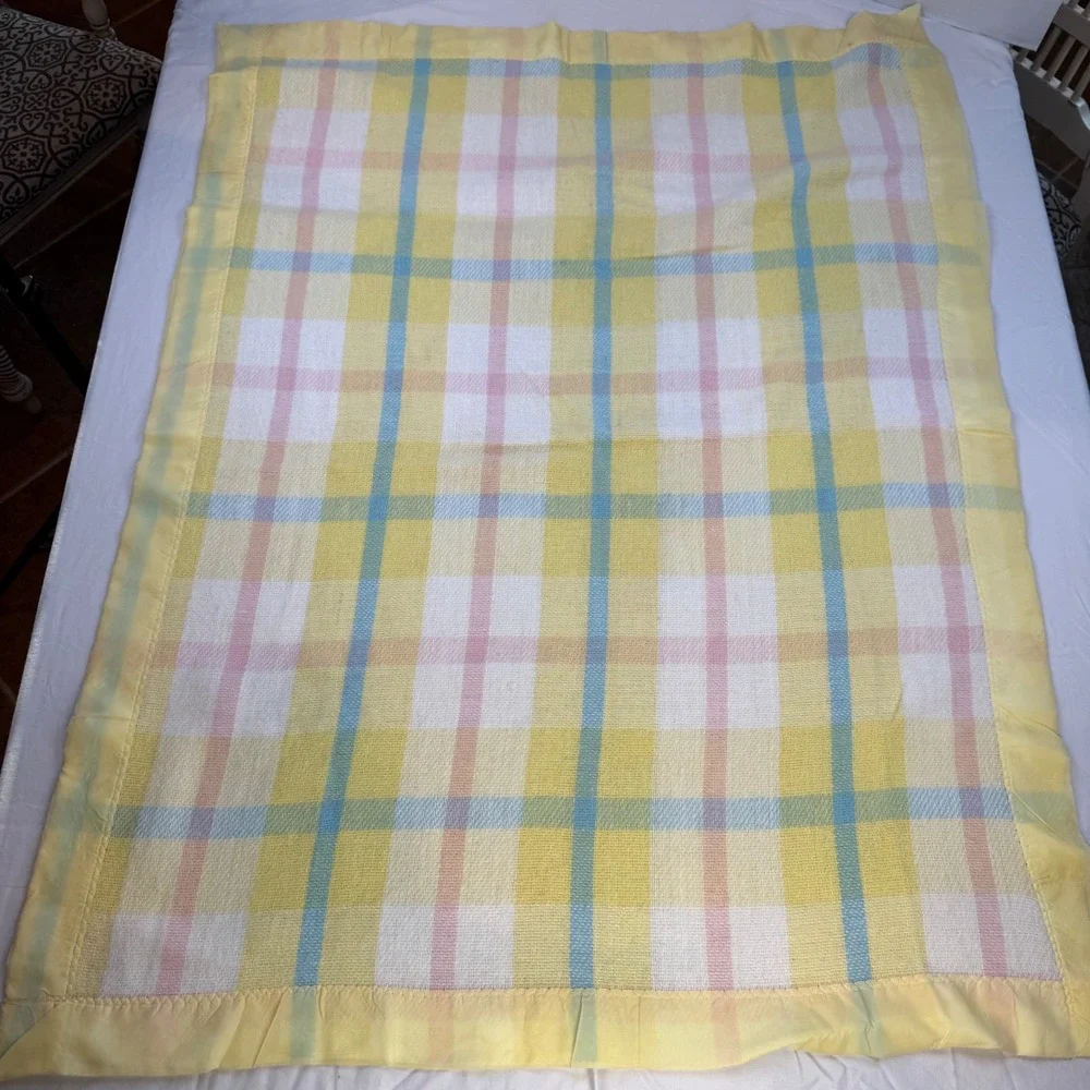 Vintage Pastel Plaid Baby Blanket Yellow Blue Pink Thermal Weave 36x48